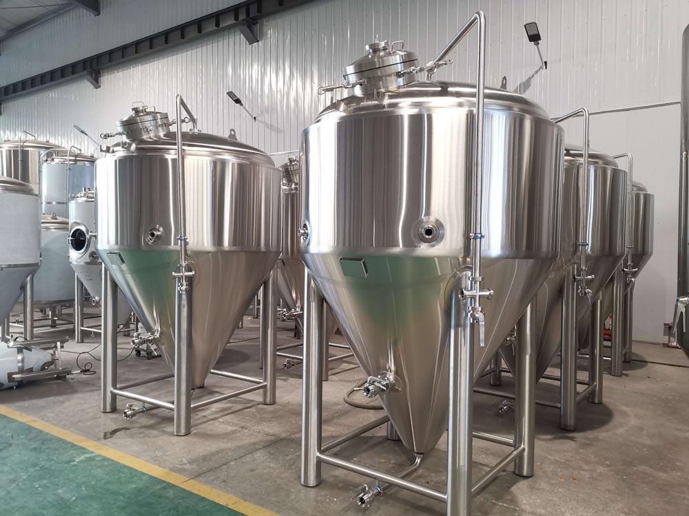 3000L Jacketed conical fermenter